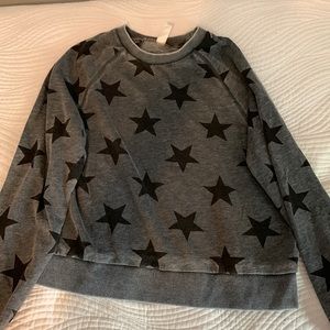 Star Print Crewneck